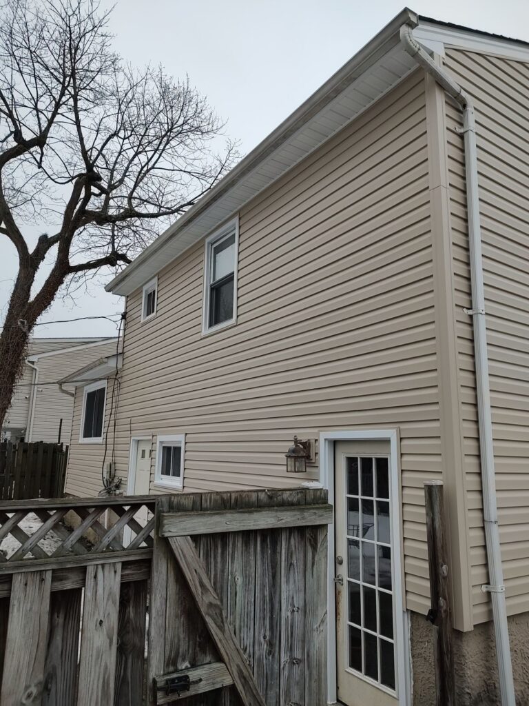 1008 Kenilworth Dr 2